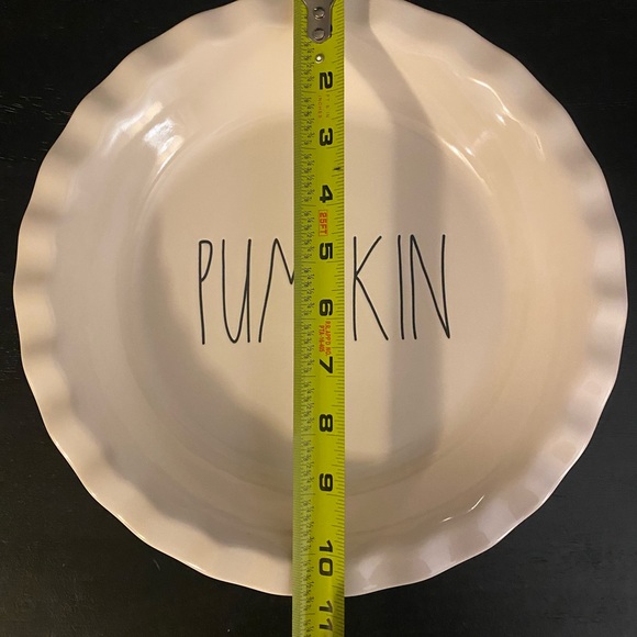 Rae Dunn Pumpkin 10” Pie Plate New - Picture 4 of 4